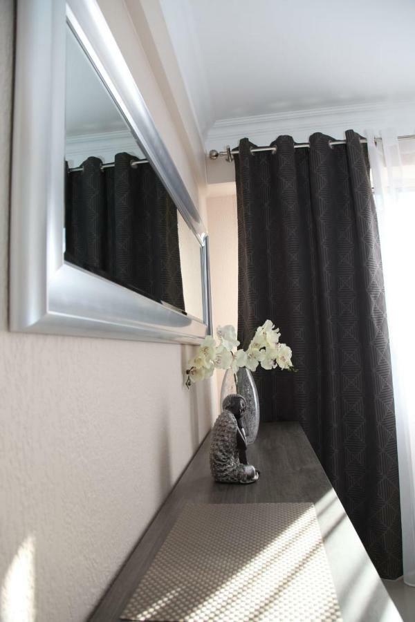 Stylish 2 Room Flat 60 Meters To The Beach Nice Eksteriør bilde